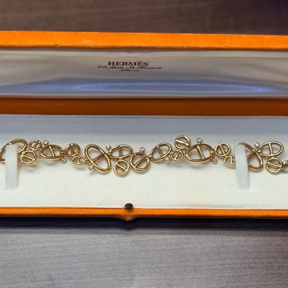 Hermes Bespoke Chaine D'ancre 18k Gold with Diamond - Picture 8 of 10